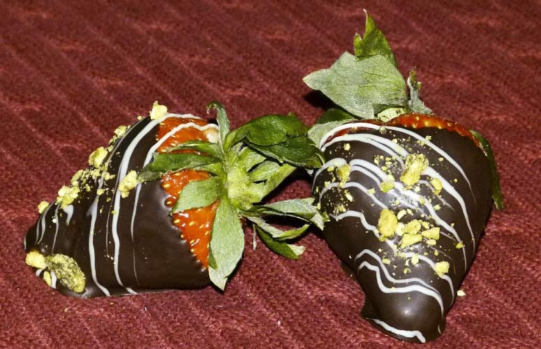 chocolate covered strawberries make a tooth-friendly treat